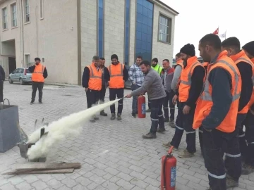 Kütahya 30 Ağustos OSB personeline temel yangın eğitimi
