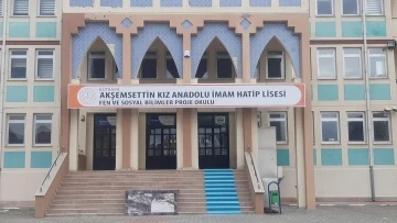 Kütahya Akşemsettin Kız Anadolu İmam Hatip Lisesi öğrencilerinin YKS başarısı
