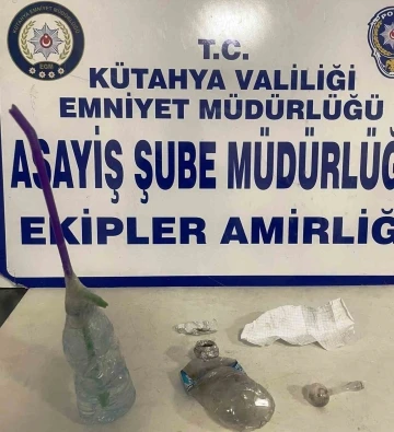 Kütahya’da bekçiler bir kişinin üzerinde uyuşturucu ele geçirdi
