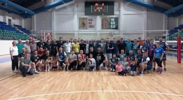 Kütahya’da kurumlar arası voleybol turnuvası
