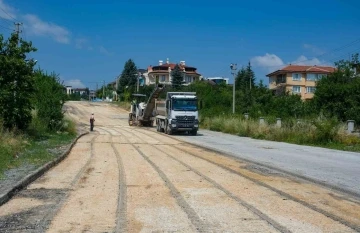 Kütahya’nın mahallelerinde asfalt çalışmaları
