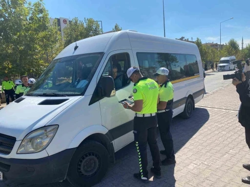 Malatya’da trafik güvenliğini artırmak için kapsamlı denetimler yapıldı
