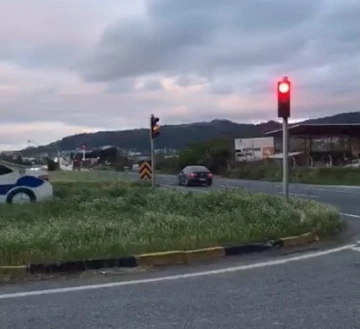 Manisa’da ölüm kavşağına sinyalizasyon yapıldı
