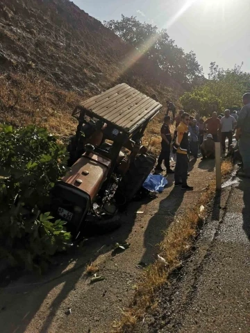 Manisa’da tırla çarpışan traktör sürücüsü hayatını kaybetti
