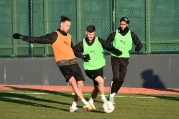 Manisa FK, Erzurumspor maçı hazırlıklarına başladı
