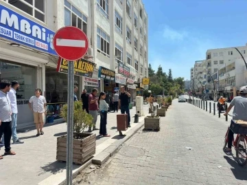 Mardin Büyükşehir Belediyesi, esnafın elektriğini kesti
