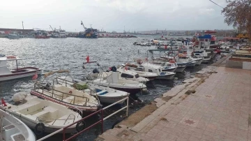 Marmara’da lodos etkisini sürdürüyor: Balıkçılar 1 haftadır denize açılamıyor
