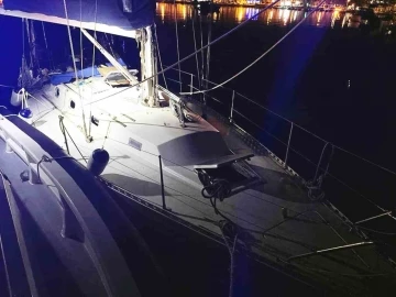 Marmaris’te yelkenli teknede 13 göçmen yakalandı
