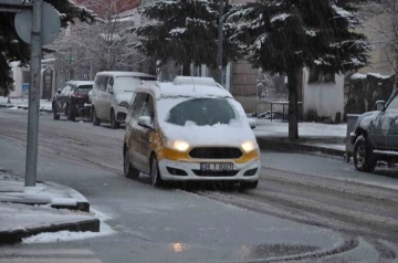 Mart ayında Kars’a kar sürprizi
