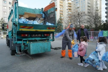 Melikgazi’de sıfır atık eğitimleri ile çocuklara geri dönüşüm bilinci aşılanıyor
