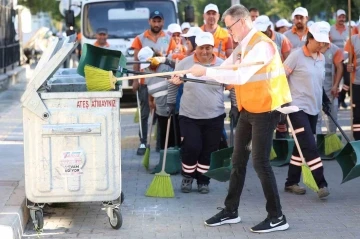 Menemen Belediyesinden Dünya Temizlik Günü etkinliği
