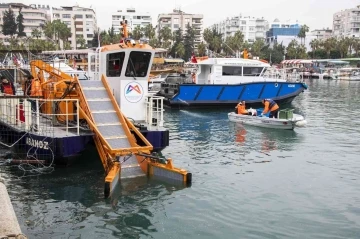 Mersin’de denizden 1 yılda 289 metreküp atık toplandı
