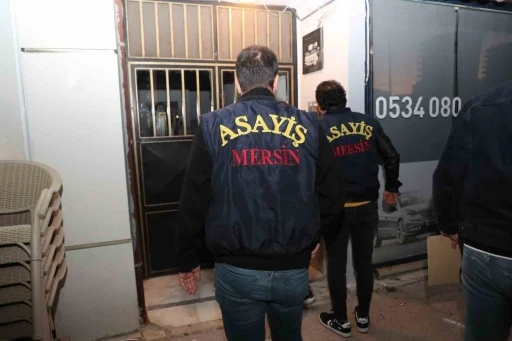 Mersin’de eş zamanlı operasyon, aranan 97 şahıs yakalandı
