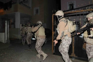 Mersin’de kaçakçılık operasyonu: 13 gözaltı

