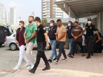 Mersin’de terör örgütü operasyonu: 14 şüpheli yakalandı
