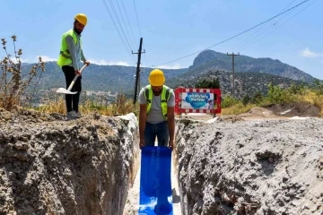 MESKİ’nin, Silifke’de başlattığı içme suyu iletim hattı çalışmaları sürüyor
