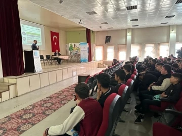 Meslek Lisesi Öğrencilerine girişimcilik desteği bilgilendirmesi
