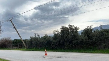 Meteorolojiden deprem bölgesinde kuvvetli rüzgar ve fırtına uyarısı