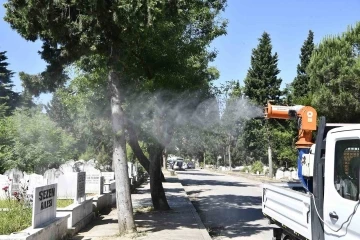 Mezarlıklara bayram bakımı
