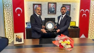 MHP Bayburt İl Başkanı Durmuş görevinden istifa etti
