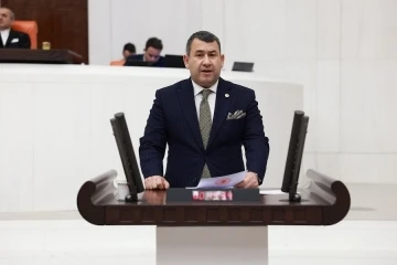 Milletvekili Karadağ öğretmenlerin atama sorununun çözülmesini istedi