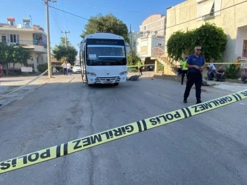 Midibüs ile çarpışan motosikletin 19 yaşındaki sürücüsü hayatını kaybetti
