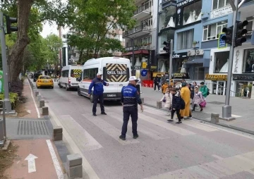 Miniklerin trafik güvenliği zabıta ekiplerine emanet
