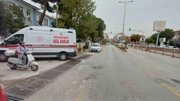 Motosiklet ile otomobil çarpıştı: 1 yaralı
