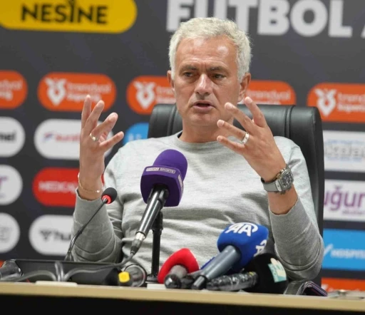 Mourinho: &quot;Bu ligi biliyoruz, bazı takımlar daha kolay maç kazanıyorlar”
