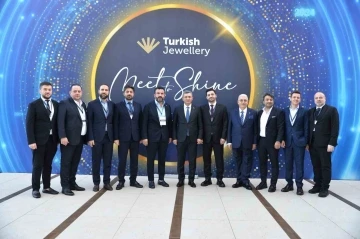 Mücevher Antalya’da parladı
