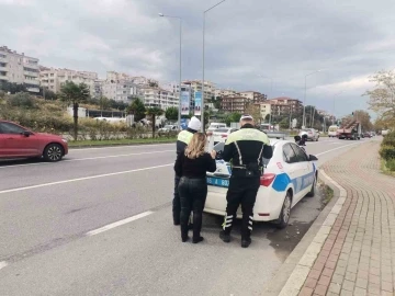 Bursa Mudanya’da hız yapan sürücüler cezadan kaçamadı