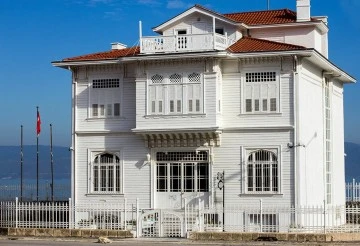 Mudanya Mütarekesi, uluslararası düzeyde ele alınıyor