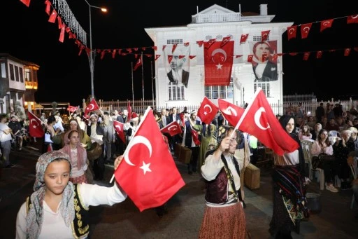 Mudanya sokaklarında tarih canlandı