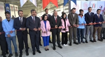 Muş’ta 416 kişinin istihdam edildiği tekstil fabrikası törenle açıldı