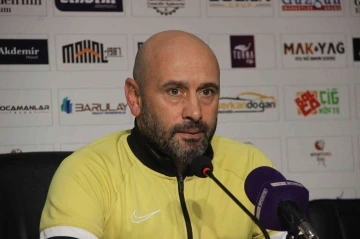 Erzurumspor FK  Teknik Direktörü Bilazer'den yenilgi değerlendirmesi  
