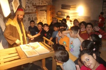 Müzeler Haftası’nda Elazığ Basın Müzesi’ne yoğun ilgi
