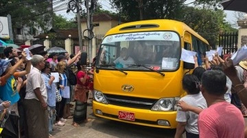 Myanmar'da askeri yönetim 2 bin 153 siyasi tutukluyu serbest bırakıyor