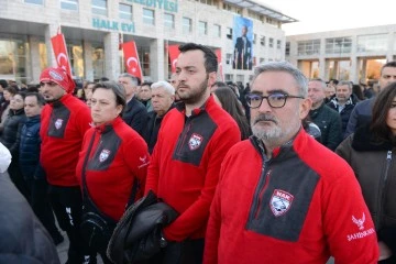 6 Şubat’ta hayatını kaybedenler Bursa Nilüfer’de anıldı  