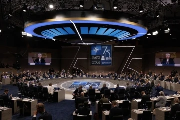 NATO liderleri NATO-Ukrayna Konseyi Oturumu’nda bir araya geldi
