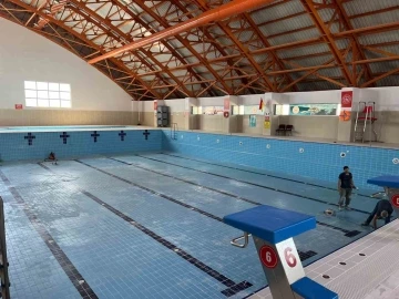 Nazilli Yarı Olimpik Yüzme Havuzu bakıma alındı
