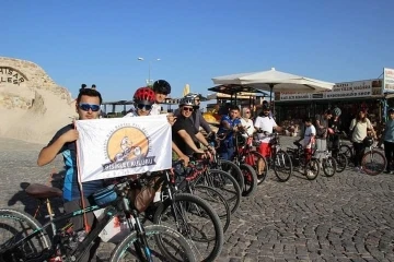 NEVÜ Bisiklet Kulübü Cumhuriyetin 100. Yılı için pedal çevirdi
