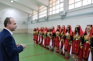 Niğde Yöresi Halk Oyunları Ekibi Kuruldu
