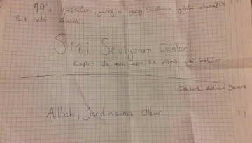 Öğrencilerin notları duygulandırdı
