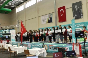 Okullar Arası Genç Kızlar Türkiye Halter Şampiyonası Kuşadası’nda başladı
