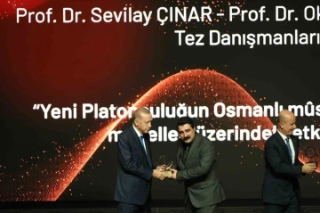 Ömer Halisdemir Üniversitesi’ne YÖK Üstün Başarı Ödülü
