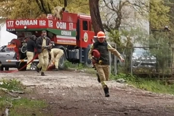 Orman çalışanları yangın söndürme eğitimlerini tamamladı
