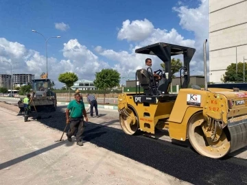 Osmaniye’de altyapısı tamamlanan yollarda bakım onarım çalışması
