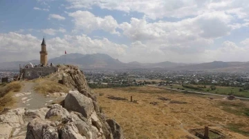 Osmanlı’nın Van’daki sembolü yeniden ibadete açılıyor
