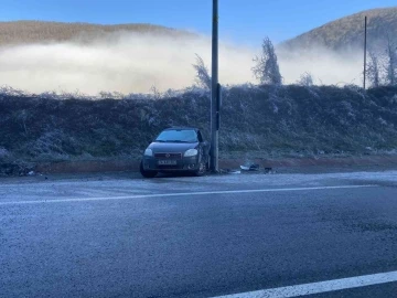 Otomobilin altında kalmaktan son anda kurtuldu
