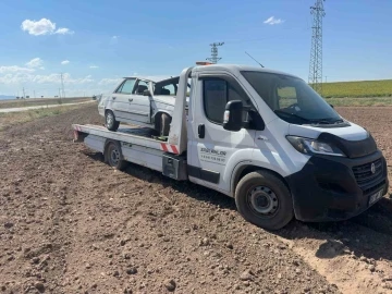 Otomobille motosikletin çarpıştığı kazada sürücüler yaralandı
